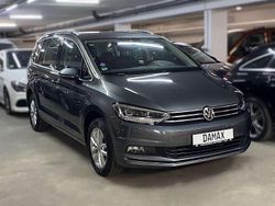 Indiumgrau metallic Gebraucht 2018 VW Touran Highline Van / Kleinbus | 14.990 €