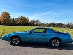 Blau Gebraucht 1990 Pontiac Firebird Cabrio | 22.950 €