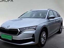 Silber Gebraucht 2025 Skoda Octavia Selection Kombi | 28.800 € (Guter Preis)
