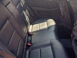 Schwarz Gebraucht 2012 Mercedes E220 Elegance Limousine | 10.100 € (Fairer Preis)