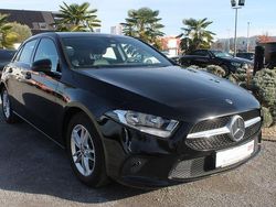 Schwarz Gebraucht 2019 Mercedes A200 Limousine | 20.890 € (Fairer Preis)