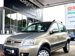 Weiß Gebraucht 2009 Fiat Panda Active Kleinwagen | 5.490 €
