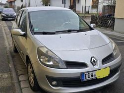Gebraucht 2007 Renault Clio II Limousine | 2.450 € (Fairer Preis)
