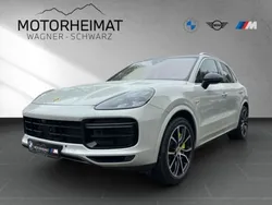 Mahagoni (metallic) Gebraucht 2019 Porsche Cayenne S Sport SUV | 92.600 €