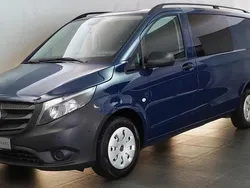 Blau Gebraucht 2022 Mercedes Vito Van / Kleinbus | 24.990 € (Fairer Preis)