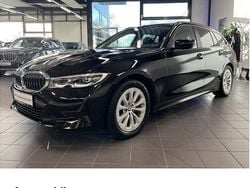 Schwarz Gebraucht 2022 BMW 320 Sport Line Kombi | 27.890 € (Superpreis)