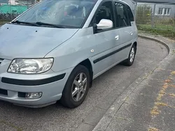 Silber Gebraucht 2006 Hyundai Matrix Van / Kleinbus | 2.200 €