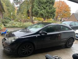 Schwarz Gebraucht 2008 Opel Astra GTC Coupé | 1.200 € (Guter Preis)