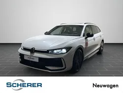 Weiß Neu 2025 VW Passat R-line Kombi | 58.990 € (Etwas zu teuer)