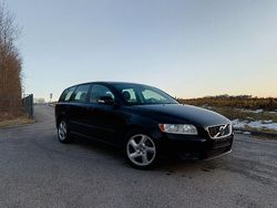 Schwarz Gebraucht 2011 Volvo V50 Business Edition Kombi | 3.800 € (Fairer Preis)