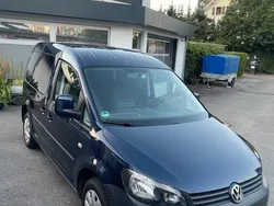 Blau Gebraucht 2014 VW Caddy Van / Kleinbus | 7.500 €