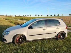 Grau Gebraucht 2007 VW Golf V R Limousine | 22.000 €