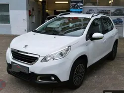 Weiß Gebraucht 2016 Peugeot 2008 SUV | 6.500 € (Fairer Preis)