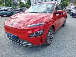 Rot Gebraucht 2023 Hyundai Kona Trend SUV | 21.900 € (Guter Preis)