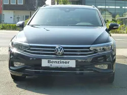 Deep black perleffekt Gebraucht 2023 VW Passat Business Kombi | 27.290 € (Fairer Preis)