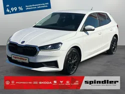 Weiß Gebraucht 2022 Skoda Fabia Ambition Kleinwagen | 19.480 € (Guter Preis)