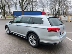 Silber Gebraucht 2017 VW Passat Alltrack Kombi | 12.900 € (Teuer)