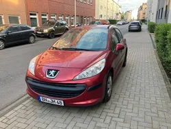 Rot Gebraucht 2006 Peugeot 207 Filou Limousine | 1.100 € (Guter Preis)