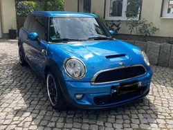 Blau Gebraucht 2011 Mini Clubman Kombi | 6.200 €