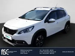 Schneeweiss Gebraucht 2016 Peugeot 2008 S SUV | 10.644 € (Fairer Preis)