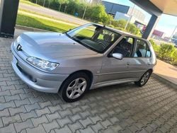 Silber Gebraucht 2000 Peugeot 306 Kleinwagen | 2.390 € (Fairer Preis)
