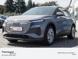 Grau Gebraucht 2022 Audi Q4 e-tron Comfort SUV | 27.680 € (Guter Preis)
