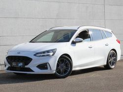 Weiß Gebraucht 2020 Ford Focus ST-Line Kombi | 20.955 €
