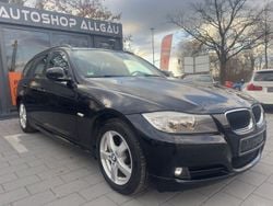Schwarz Gebraucht 2012 BMW 318 Comfort Edition Kombi | 4.490 € (Superpreis)
