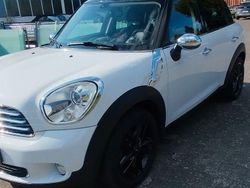 Weiß Gebraucht 2011 Mini Cooper D Countryman SUV | 7.490 € (Fairer Preis)