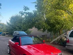 Rot Gebraucht 1996 BMW 323 Cabriolet M Sport Cabrio | 10.500 €