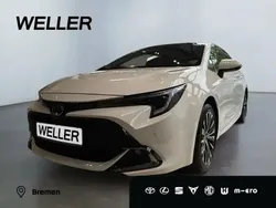 Schneeweiß Neu 2024 Toyota Corolla Team Limousine | 29.480 €