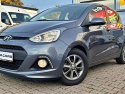 Grau Gebraucht 2015 Hyundai i10 Style Kleinwagen | 6.900 € (Fairer Preis)