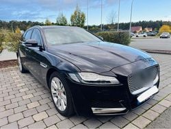 Schwarz Gebraucht 2018 Jaguar XF Sportbrake Portfolio Kombi | 14.500 €