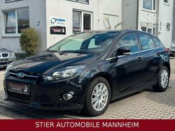 Schwarz Gebraucht 2011 Ford Focus Titanium Limousine | 6.650 € (Fairer Preis)
