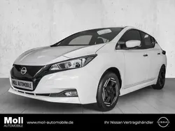 Weiss Gebraucht 2024 Nissan Leaf Acenta Kleinwagen | 18.980 € (Fairer Preis)