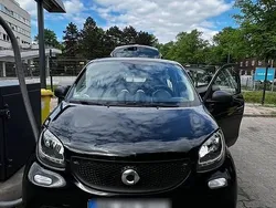 Schwarz Gebraucht 2019 Smart ForFour Kleinwagen | 17.000 €