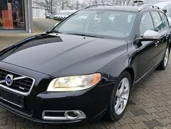 Schwarz Gebraucht 2011 Volvo V70 R-Design Kombi | 4.800 €