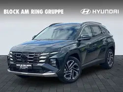 Cypress green, innenraum black Neu 2025 Hyundai Tucson SUV | 41.790 € (Etwas zu teuer)