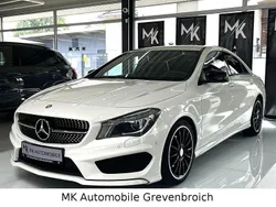 Weiß Gebraucht 2015 Mercedes CLA200 AMG Limousine | 22.998 € (Teuer)