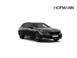 Grau Neu 2025 BMW 520 M Sport Kombi | 67.760 € (Etwas zu teuer)