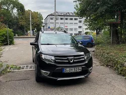 Schwarz Gebraucht 2016 Dacia Sandero Essentiel Kleinwagen | 7.990 € (Guter Preis)