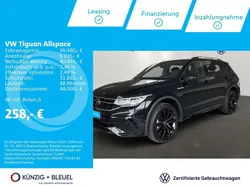 Deep black perleffekt Gebraucht 2024 VW Tiguan Allspace R-line SUV | 46.480 € (Teuer)