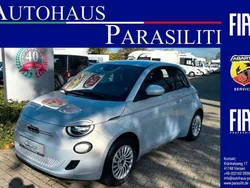 Himmelblau metallic Neu 2025 Fiat 500e Kleinwagen | 28.990 € (Fairer Preis)