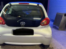 Silber Gebraucht 2007 Toyota Aygo City Kleinwagen | 988 € (Superpreis)