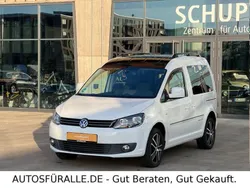 Weiß Gebraucht 2012 VW Caddy Edition Van / Kleinbus | 11.999 € (Etwas zu teuer)