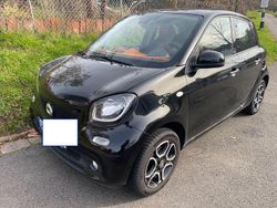 Schwarz Gebraucht 2016 Smart ForFour Passion Kleinwagen | 7.400 € (Fairer Preis)