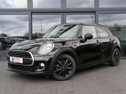 Schwarz Gebraucht 2016 Mini ONE Kleinwagen | 8.490 € (Guter Preis)