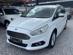 Weiß Gebraucht 2016 Ford S-MAX Business Edition Van / Kleinbus | 11.900 € (Fairer Preis)