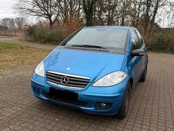 Blau Gebraucht 2007 Mercedes A160 Limousine | 750 € (Guter Preis)