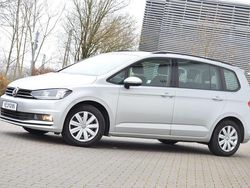 Silber Gebraucht 2022 VW Touran Trendline Van / Kleinbus | 19.380 € (Superpreis)